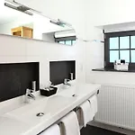 In With Garden & Bbq Ferienhaus *