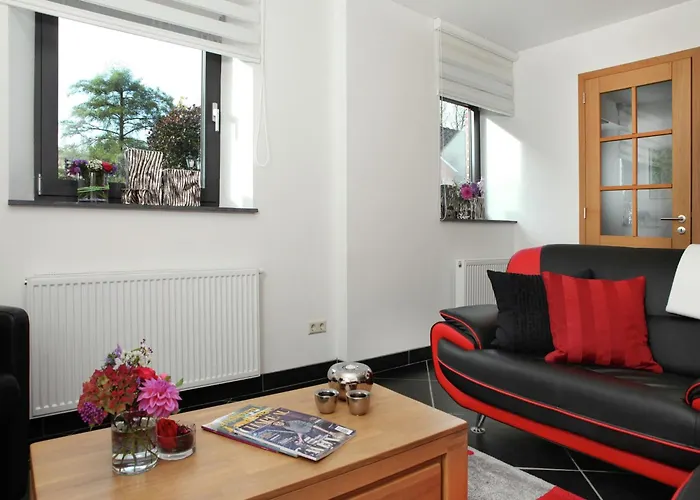 Ferienhaus In With Garden & Bbq Epen