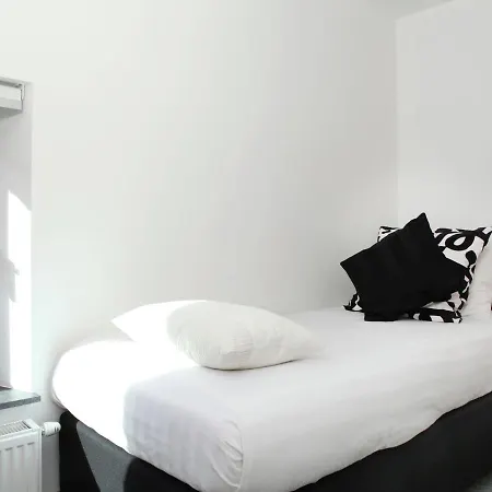 Elegant In With Fenced Garden Vakantiehuis Epen