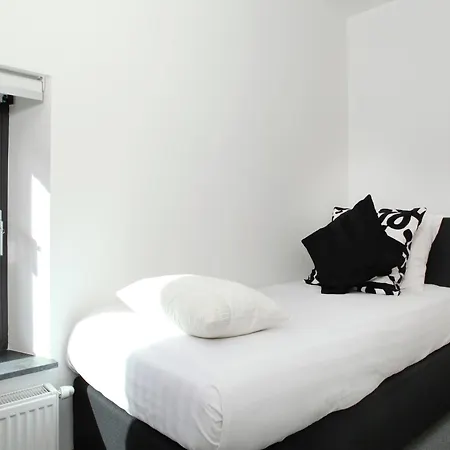 In With Garden & Bbq *